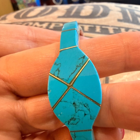 Taxco Vintage Turquoise and Silver cuff Bracelet - Picture 3 of 12